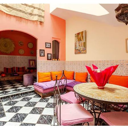 Maison Riad Traditionnel Idealement Situe A Marrakech Марракеш Экстерьер фото