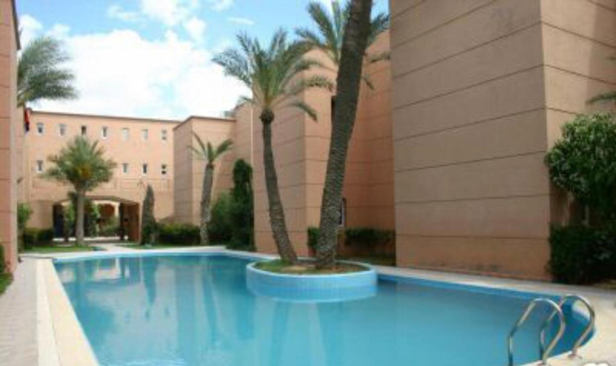 Maison Riad Traditionnel Idealement Situe A Marrakech Марракеш Экстерьер фото