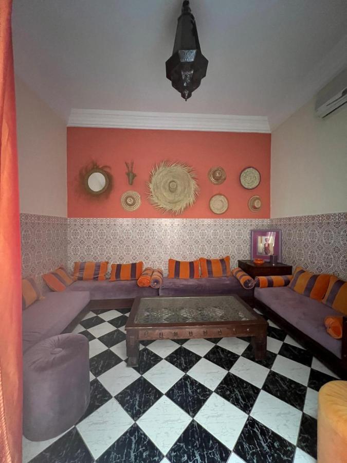 Maison Riad Traditionnel Idealement Situe A Marrakech Марракеш Экстерьер фото