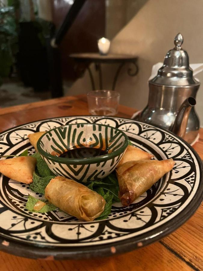 Maison Riad Traditionnel Idealement Situe A Marrakech Марракеш Экстерьер фото